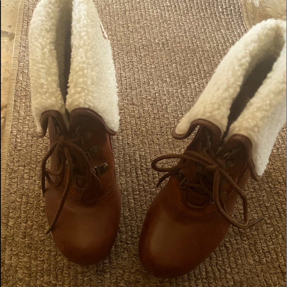 Lucky Brands like new boots